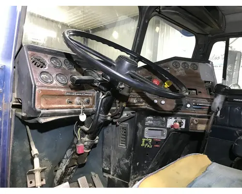 FREIGHTLINER FLC Dash Assembly