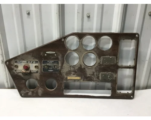 FREIGHTLINER FLC Dash Assembly