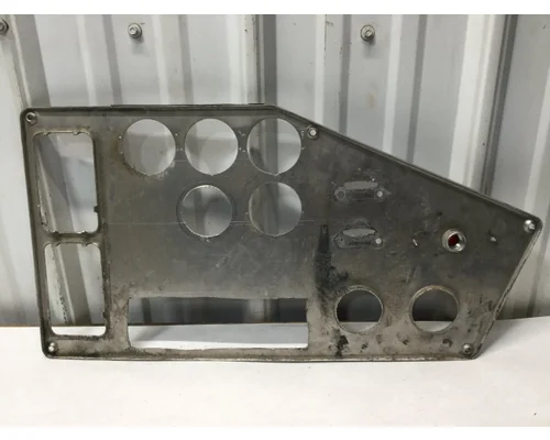 FREIGHTLINER FLC Dash Assembly