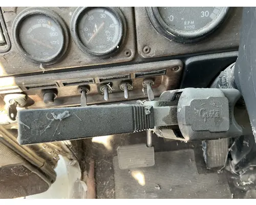 FREIGHTLINER FLC DashConsole Switch