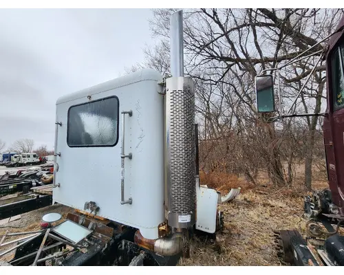 FREIGHTLINER FLC Exhaust Assembly