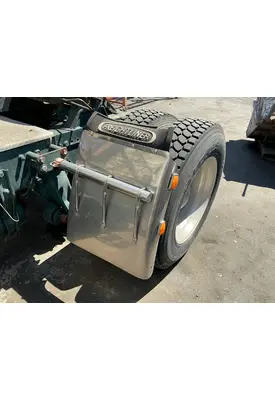 FREIGHTLINER FLC Fender
