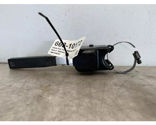 FREIGHTLINER FLC Front Lamp (Turn Signal)