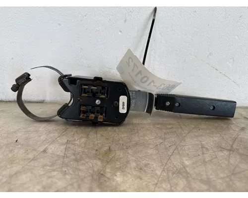 FREIGHTLINER FLC Front Lamp (Turn Signal)