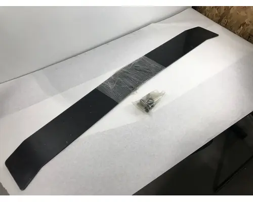 FREIGHTLINER FLC HOOD PARTS