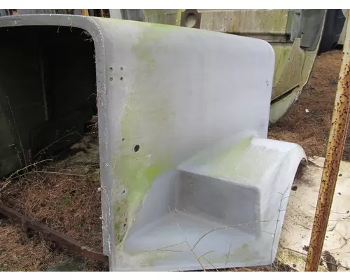 FREIGHTLINER FLC Hood