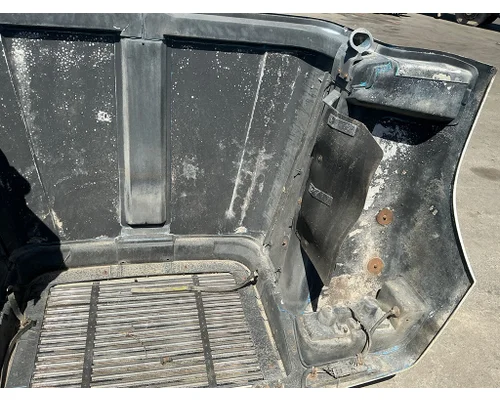 FREIGHTLINER FLC Hood