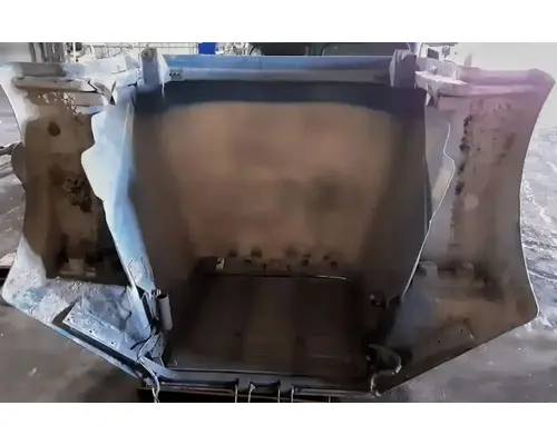 FREIGHTLINER FLC Hood