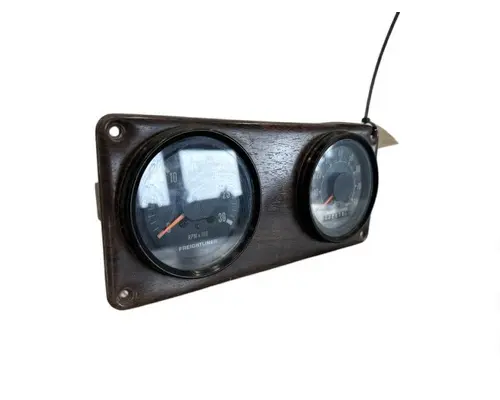 FREIGHTLINER FLC Instrument Cluster