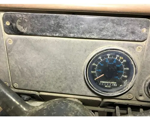 FREIGHTLINER FLC Instrument Cluster