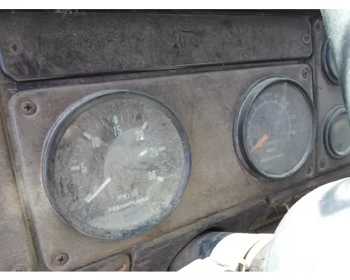 FREIGHTLINER FLC Instrument Cluster