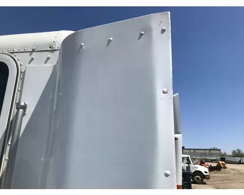 FREIGHTLINER FLC Sleeper Fairing