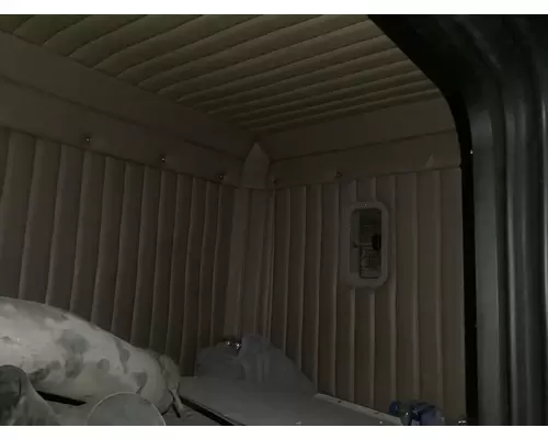 FREIGHTLINER FLC Sleeper
