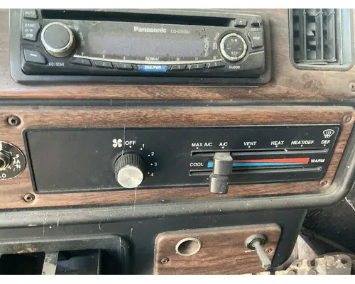 FREIGHTLINER FLC Temperature Control