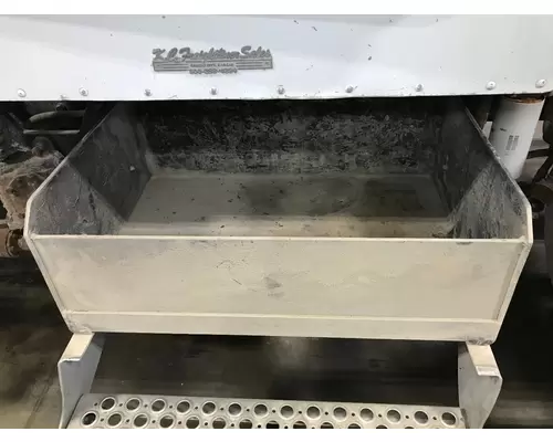 FREIGHTLINER FLC Tool Box