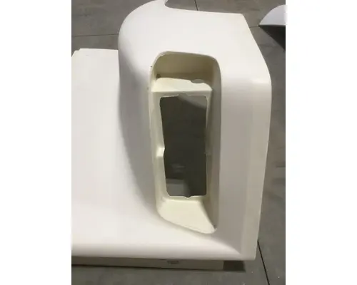 FREIGHTLINER FLD 112 FENDER - HOOD