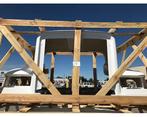 FREIGHTLINER FLD 112 HOOD