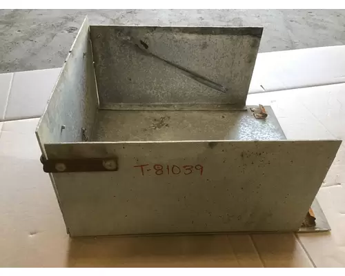 FREIGHTLINER FLD 120 BATTERY BOX COVER