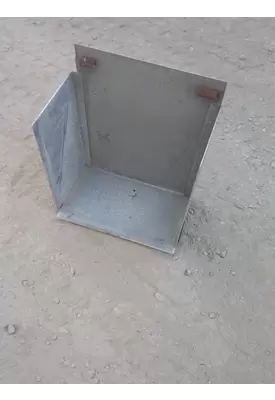 FREIGHTLINER FLD 120 Battery Box