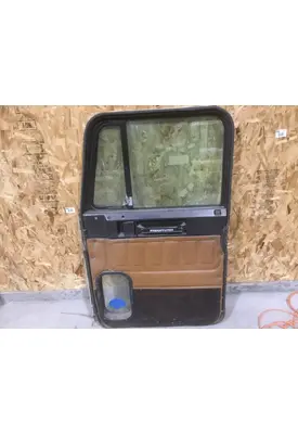 FREIGHTLINER FLD 120 DOOR-FRONT