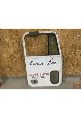 FREIGHTLINER FLD 120 DOOR-FRONT