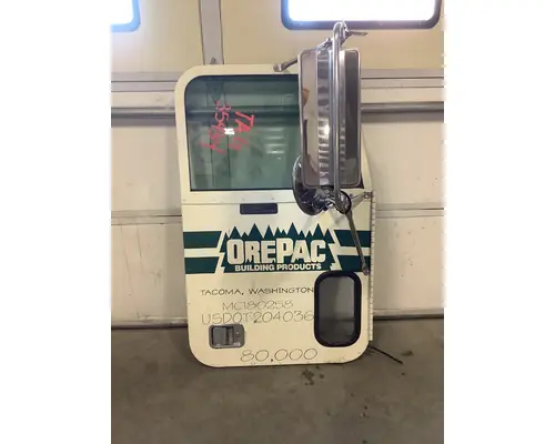 FREIGHTLINER FLD 120 DOOR-FRONT