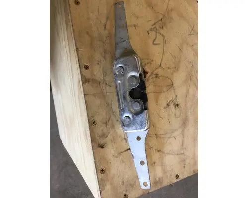FREIGHTLINER FLD 120 DOOR PARTS