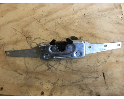 FREIGHTLINER FLD 120 DOOR PARTS