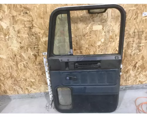 FREIGHTLINER FLD 120 Door Assembly, Front