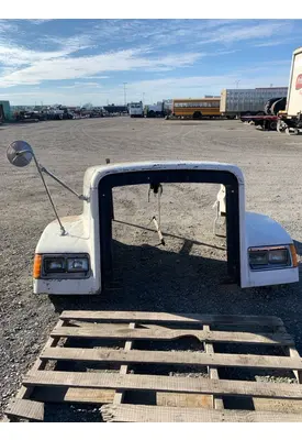 FREIGHTLINER FLD 120 HOOD