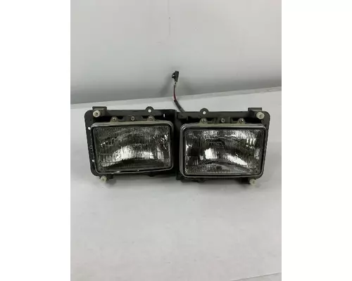 FREIGHTLINER FLD 120 Headlamp Assembly