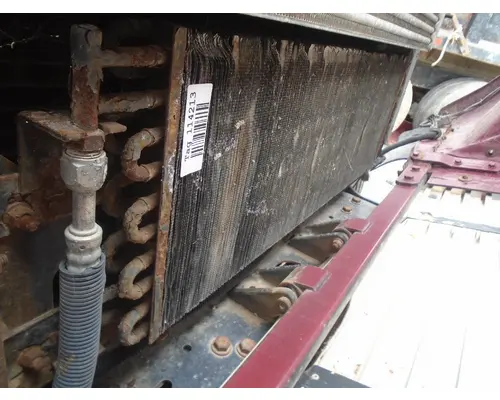 FREIGHTLINER FLD_40607 AC Condenser