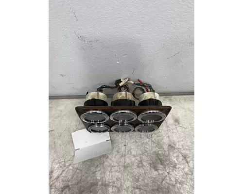 FREIGHTLINER FLD Classic Gauges (all)