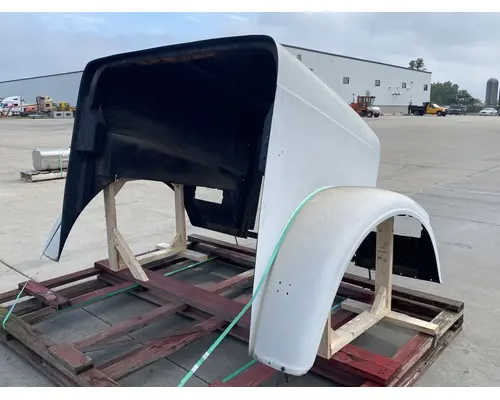 FREIGHTLINER FLD Classic Hood