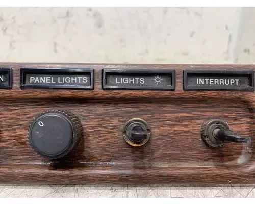 FREIGHTLINER FLD SD Dash  Console Switch