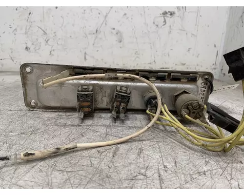 FREIGHTLINER FLD SD Switch Panel