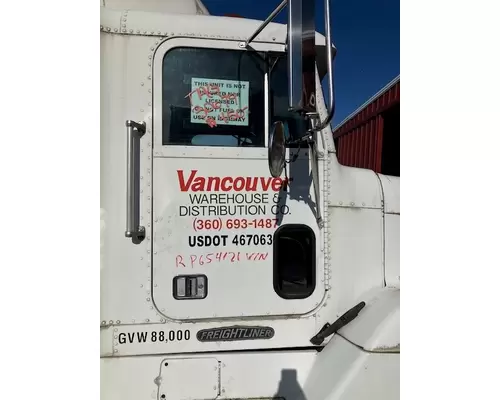 FREIGHTLINER FLD SERIES Door Assembly, Front