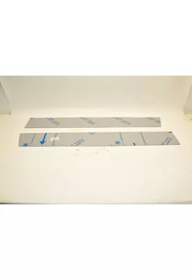FREIGHTLINER FLD Series Sun Visor (External)