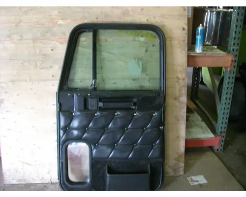 FREIGHTLINER FLD112 1988-2003 DOOR ASSEMBLY, FRONT