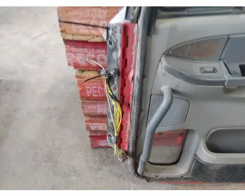 FREIGHTLINER FLD112 1988-2003 DOOR ASSEMBLY, FRONT
