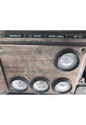 FREIGHTLINER FLD112SD Instrument Cluster