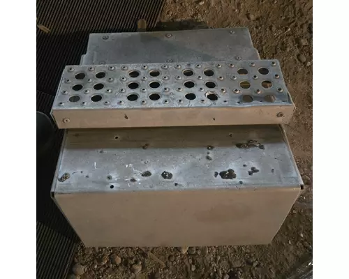 FREIGHTLINER FLD112 Battery BoxTray