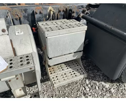 FREIGHTLINER FLD112 Battery BoxTray