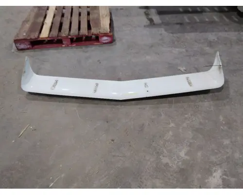 FREIGHTLINER FLD112 CAB CLIP