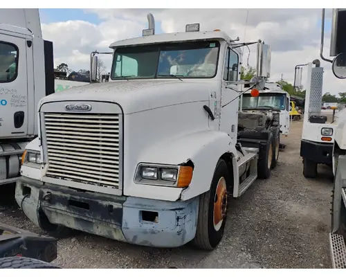 FREIGHTLINER FLD112 Cab