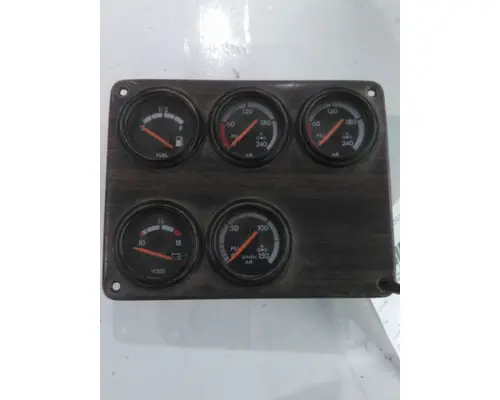 FREIGHTLINER FLD112 DASH PANEL