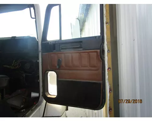 FREIGHTLINER FLD112 DOOR ASSEMBLY, FRONT