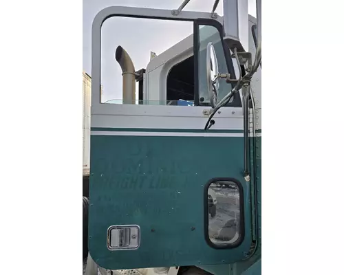 FREIGHTLINER FLD112 Door Assembly, Front