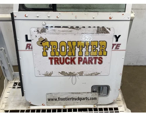 FREIGHTLINER FLD112 Door Assembly, Front