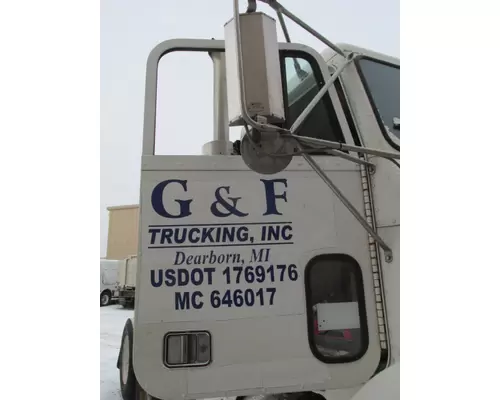 FREIGHTLINER FLD112 Door Assembly, Front